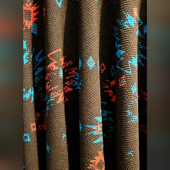 LLR Lularoe Nicole Fit & Flare Black Tribal Aztec Southwestern Plus Sz 2XL NWT - Picture 5 of 7